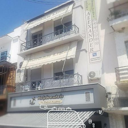 Alexander Rooms & Apartments 伊古迈尼察 外观 照片